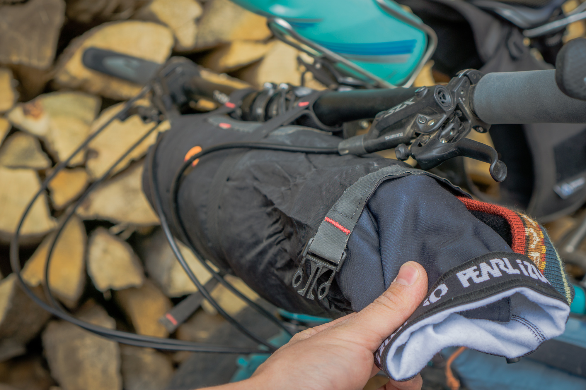 beginners-guide-to-packing-bikepacking-bags-07830