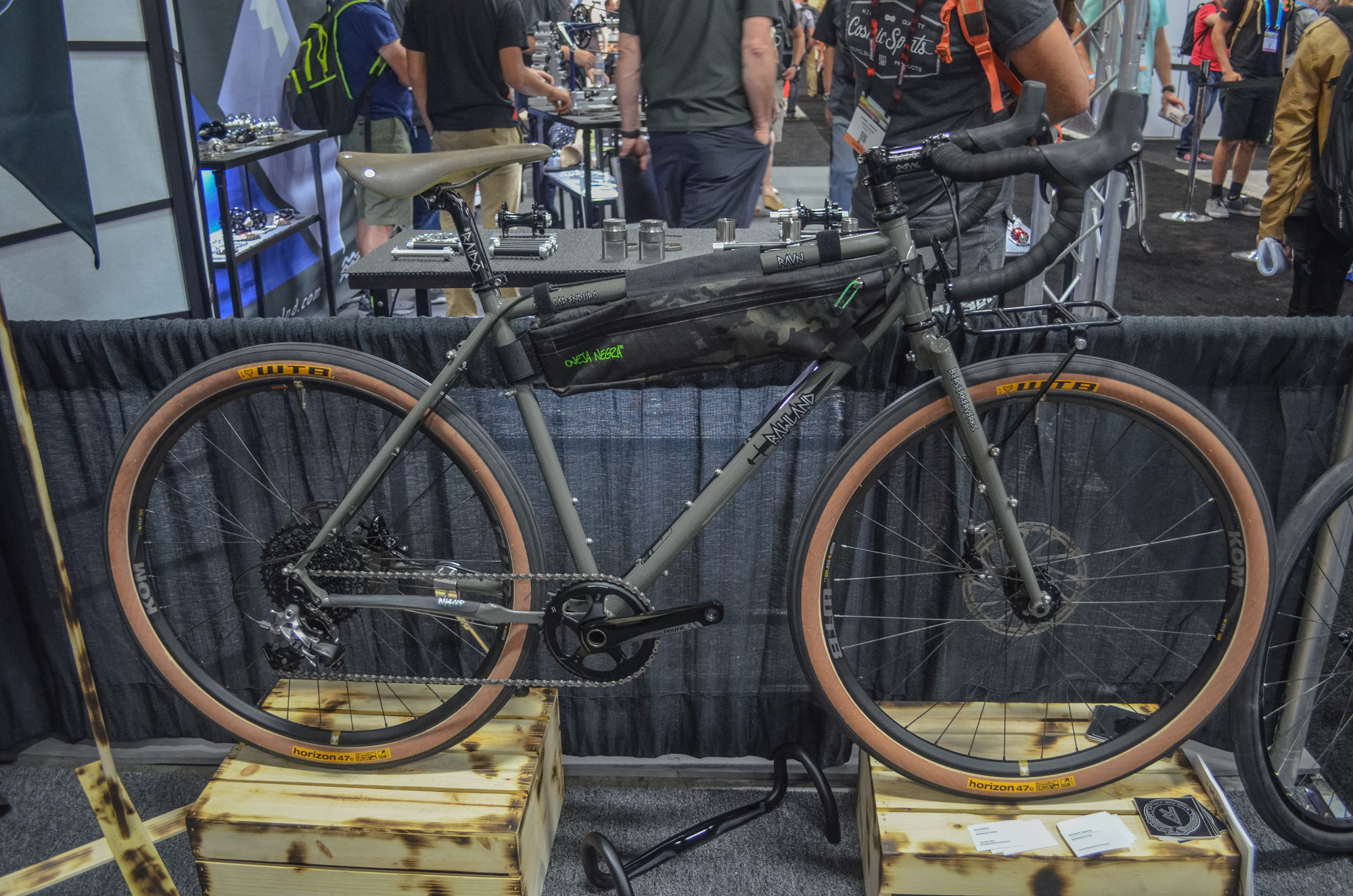 skinny-tire-adventure-bikes-5